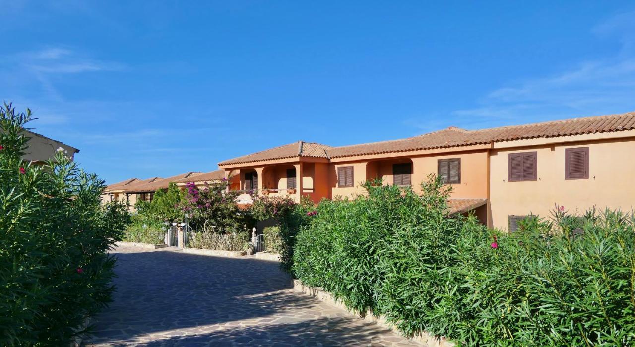 Residence A Golfo Di Marinella A 450 Mt Dal Mare Ngoại thất bức ảnh