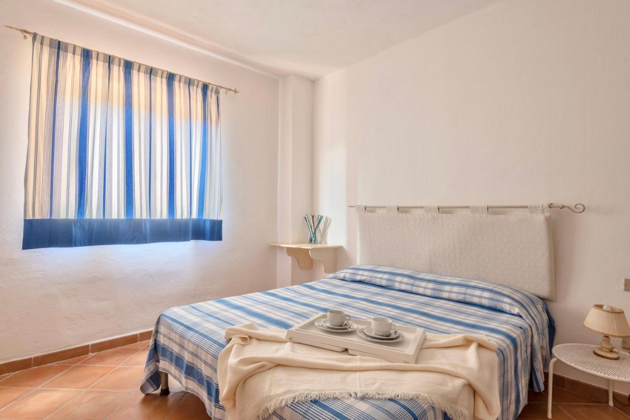 Residence A Golfo Di Marinella A 450 Mt Dal Mare Ngoại thất bức ảnh